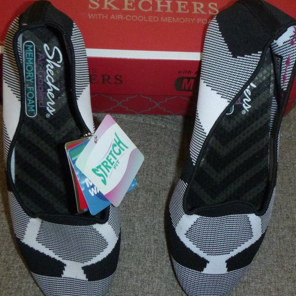 Skechers- Women's Flats, Cleo Sherlock- Geometric pattern. - Picture 2 of 6